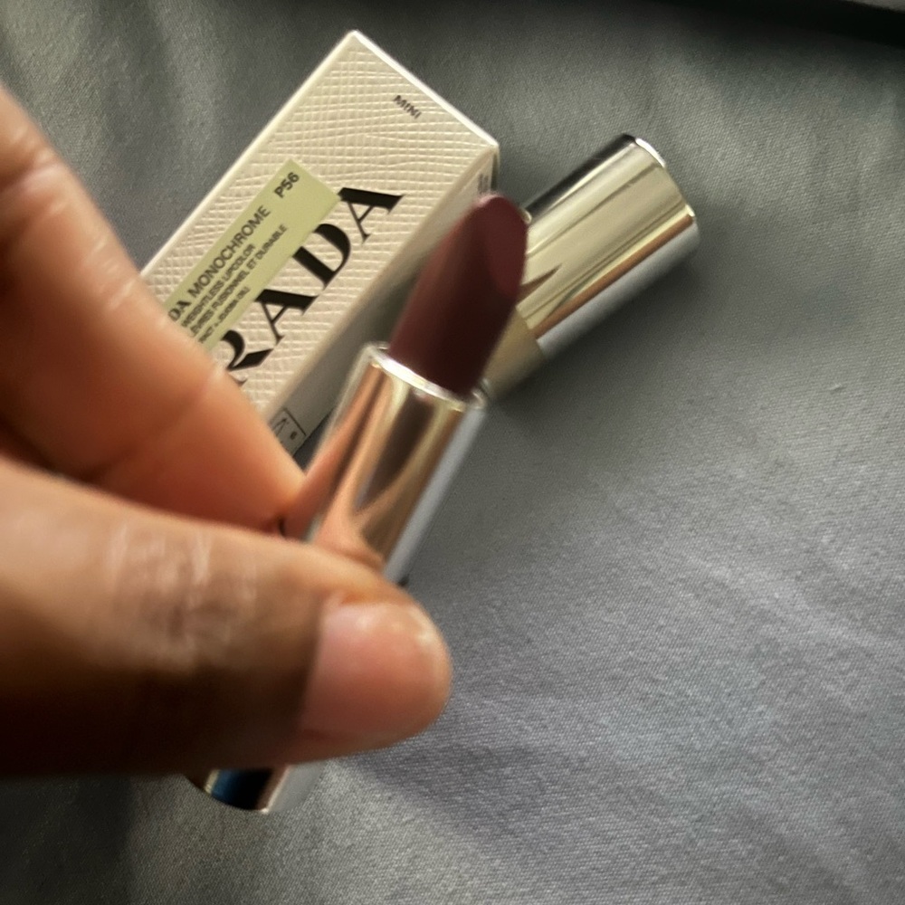 Prada Lipstick in Rich Berry Red - Picture 8 of 9